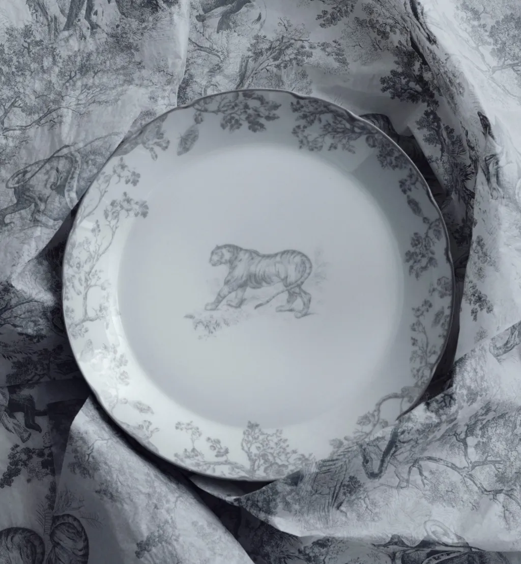 Deep Round Platter