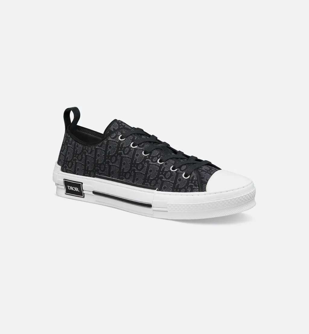 B23 League Low-Top Sneaker