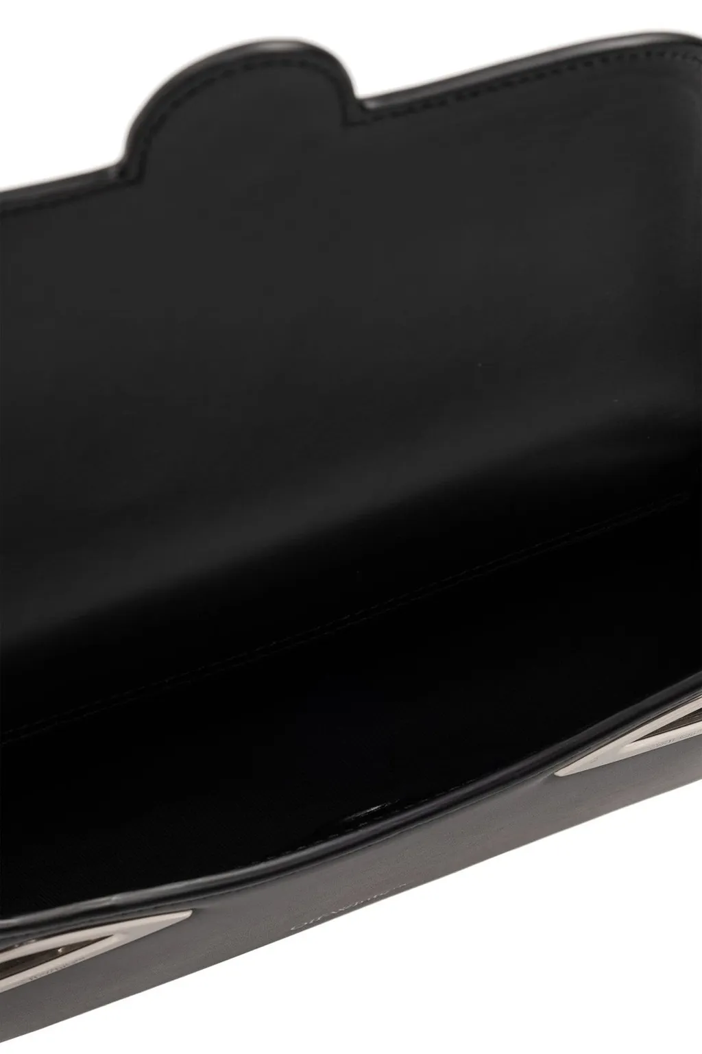 Off-White Clam Cut-Out Detailed Shoulder Bag