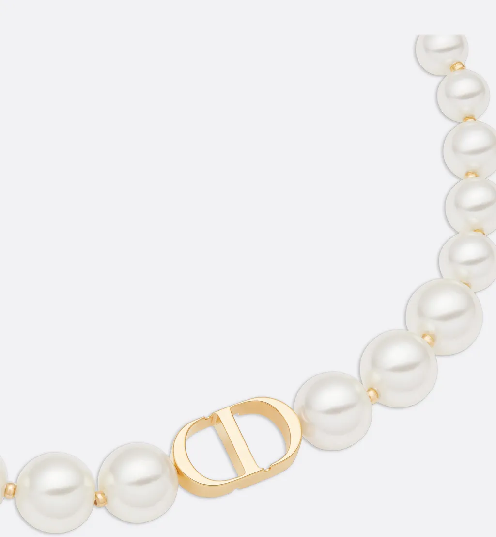 30 Montaigne Short Necklace