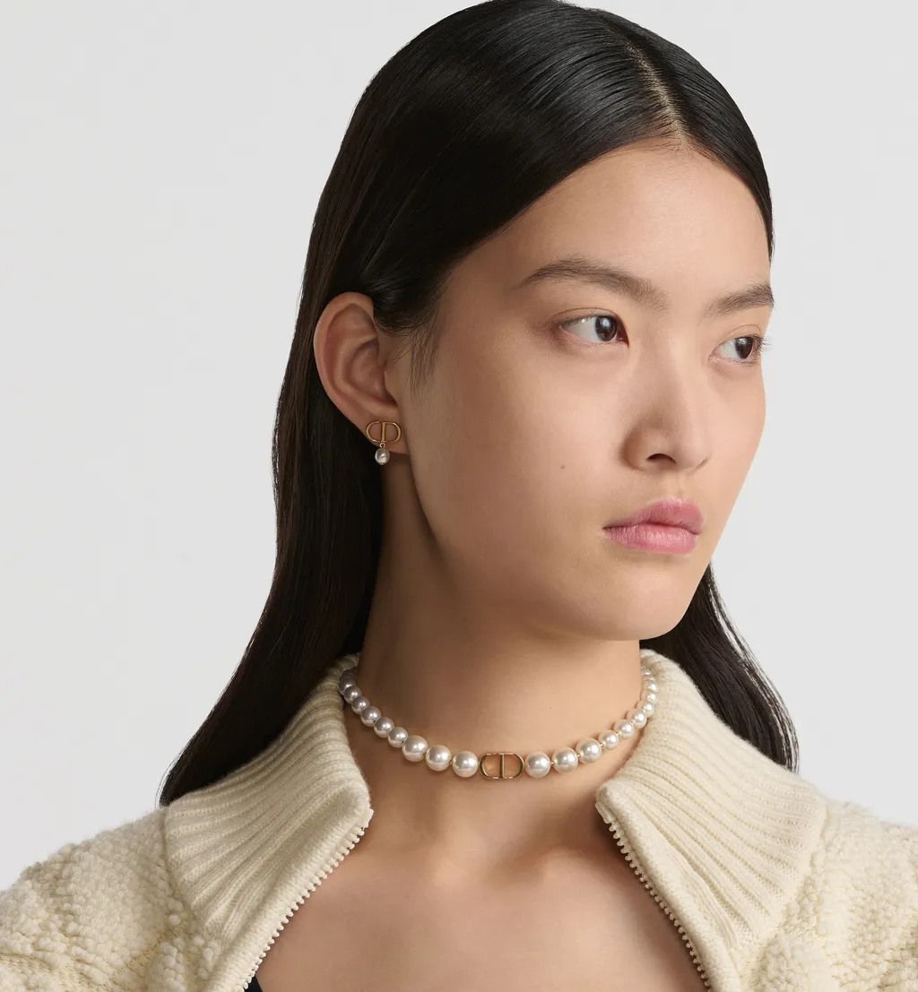 30 Montaigne Short Necklace