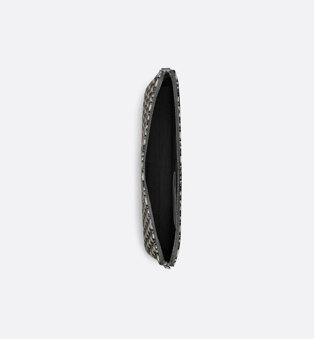 A4 Zipped Pouch