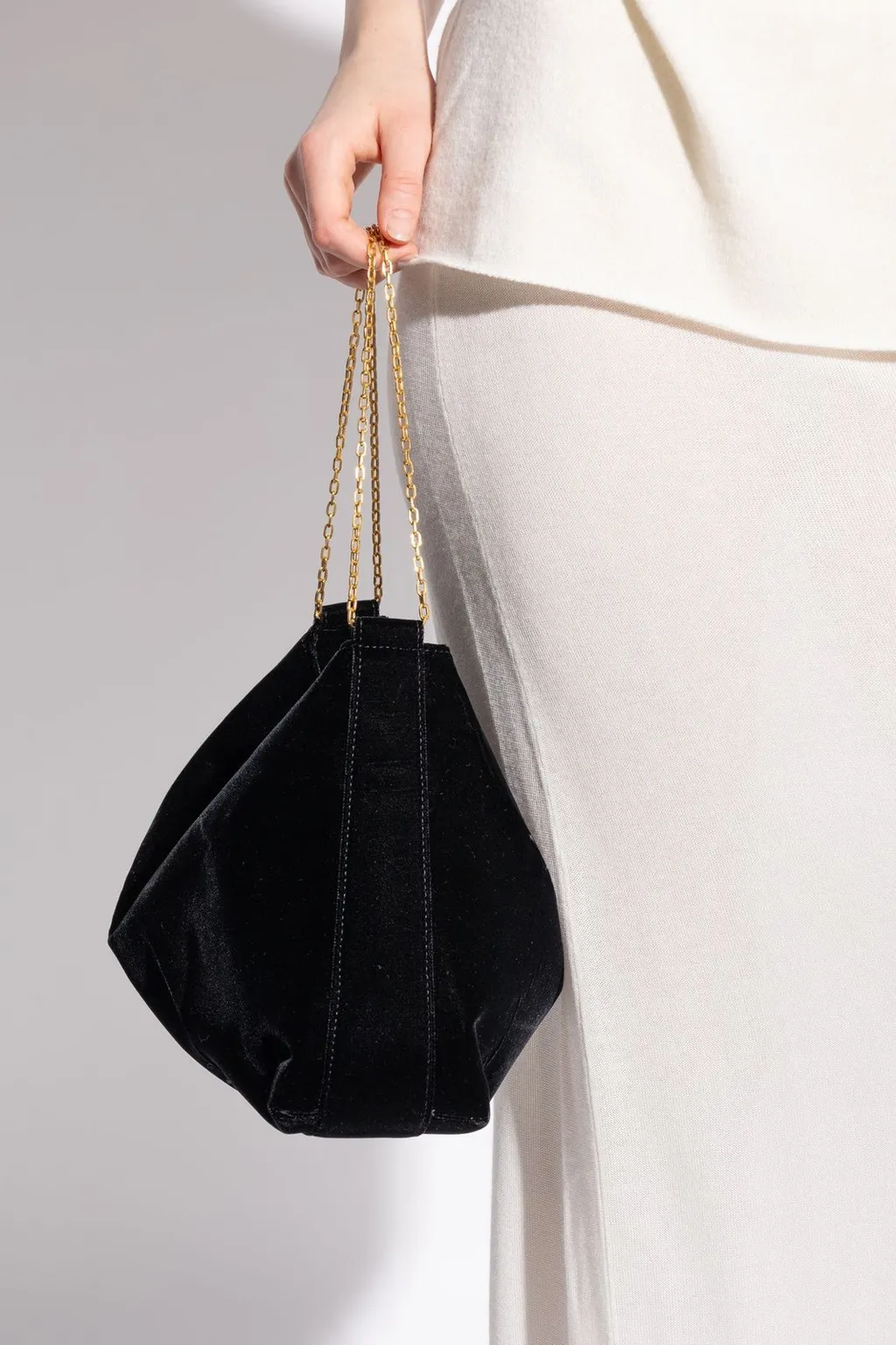 Neous Pavo West Chain Shoulder Bag