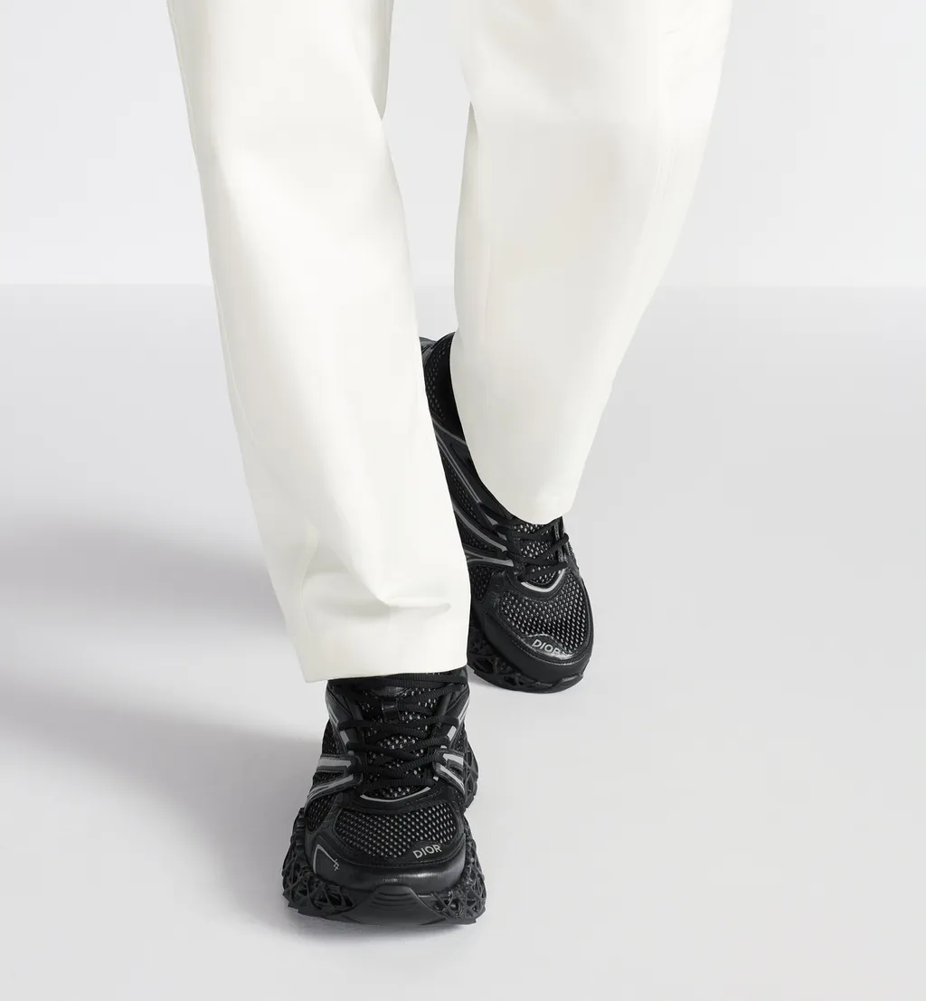 B35 Nxxt Sneaker