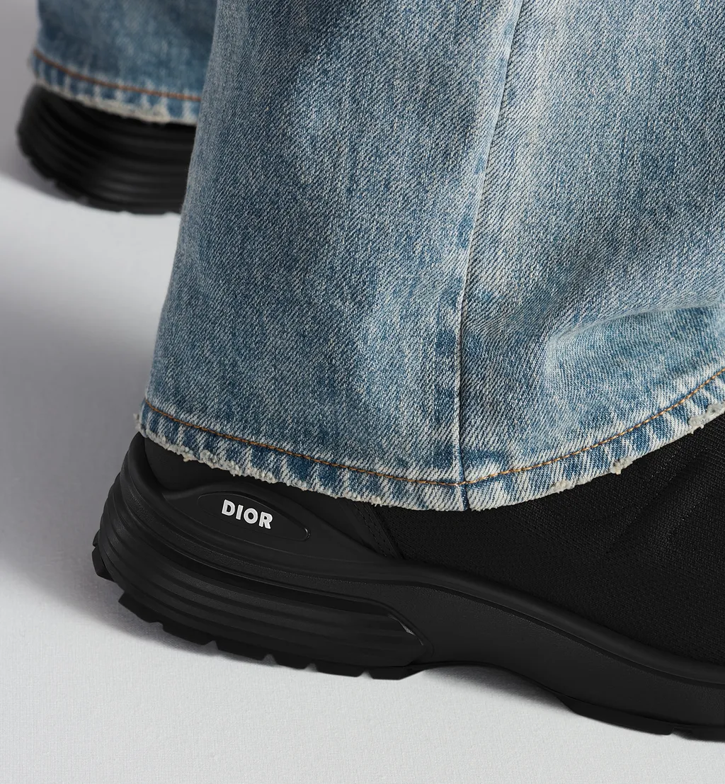 B30 Countdown Sneaker