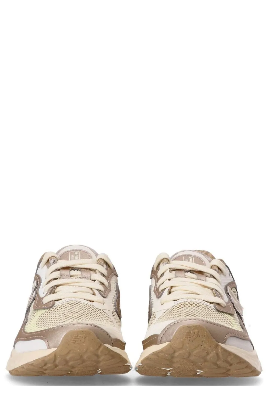 New Balance Arishi V4 Tiralux Logo Patch Sneakers