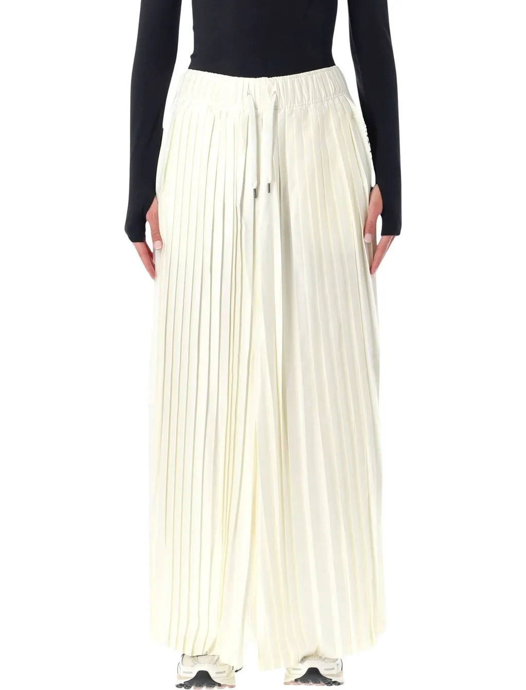 Nike Mid-Rise Pleated Track Pants