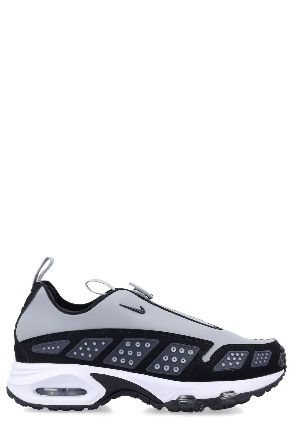 Nike	Air Max Sndr Eyelet Detailed Sneakers