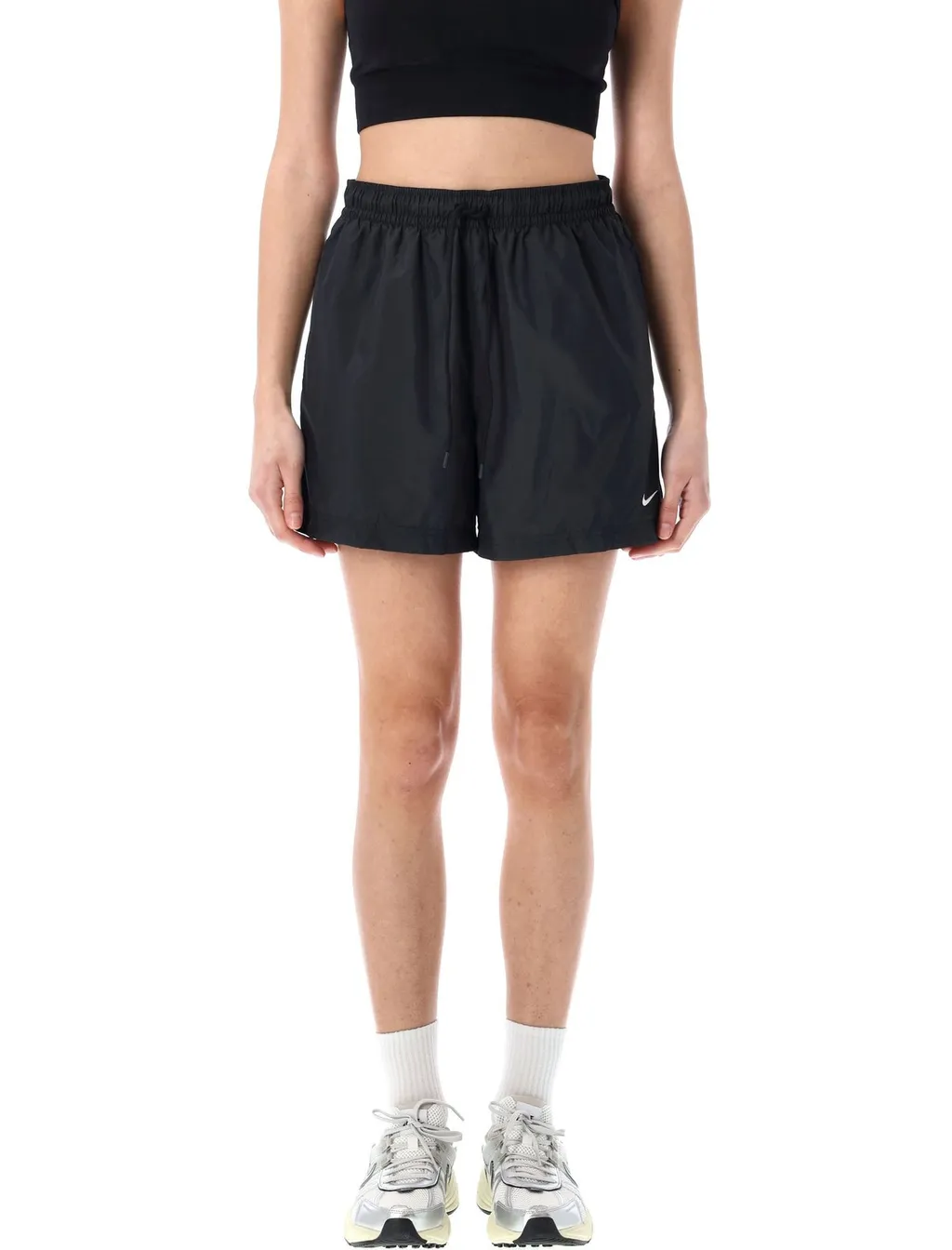 Nike Classic Wovens Mid-Rise Shorts