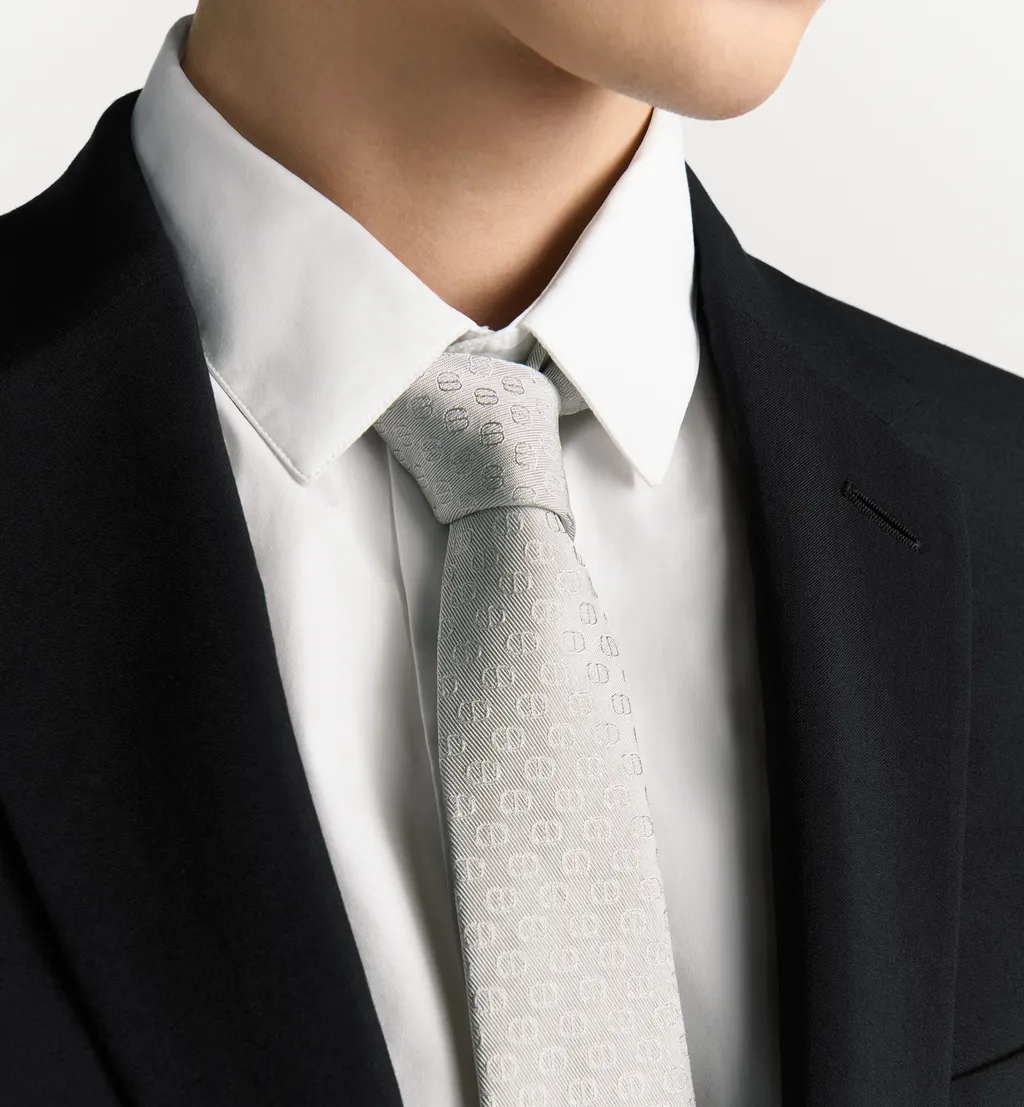Cd Icon Tie