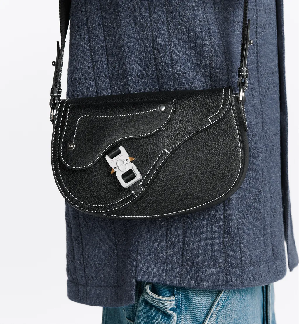 Saddle Messenger Bag