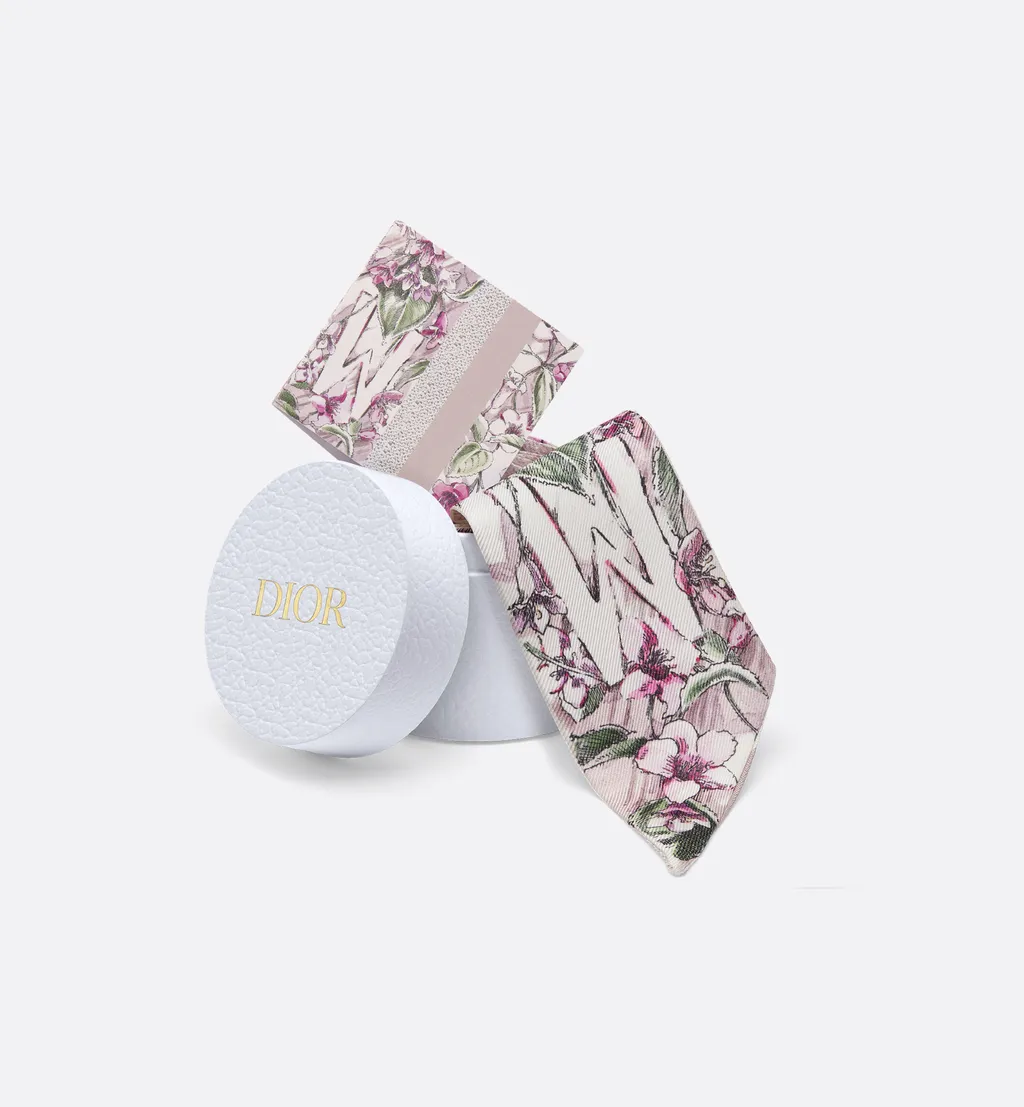 Abcdior W Weigela - Wax Mitzah Scarf