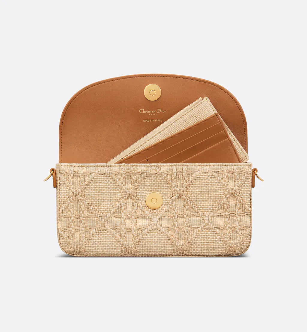 30 Montaigne Pouch With Chain