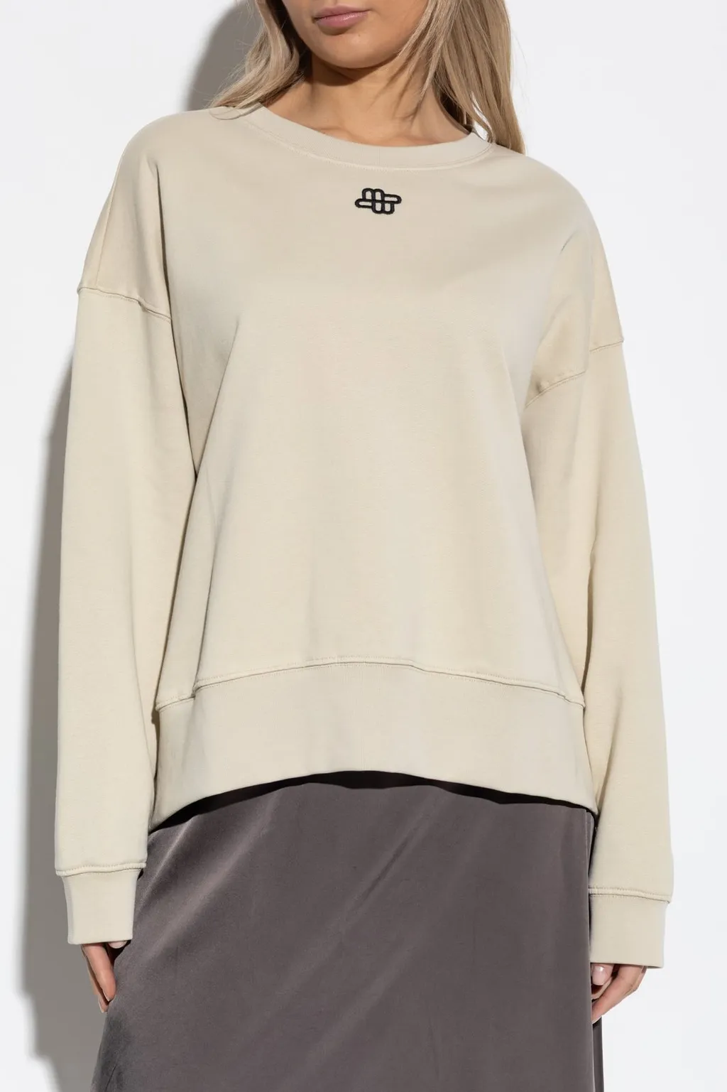 Munthe Logo Embroidered Crewneck Sweatshirt