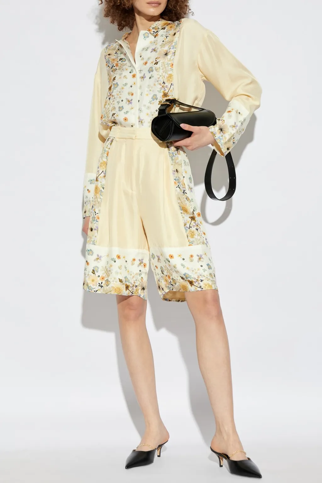 Munthe Floral Patterned Loose Shorts