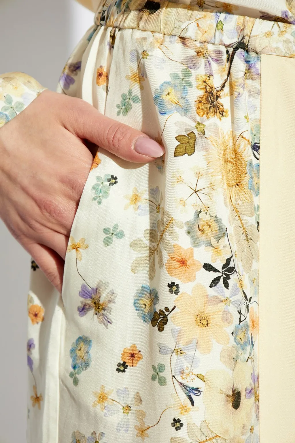 Munthe Floral Patterned Relaxed Pants