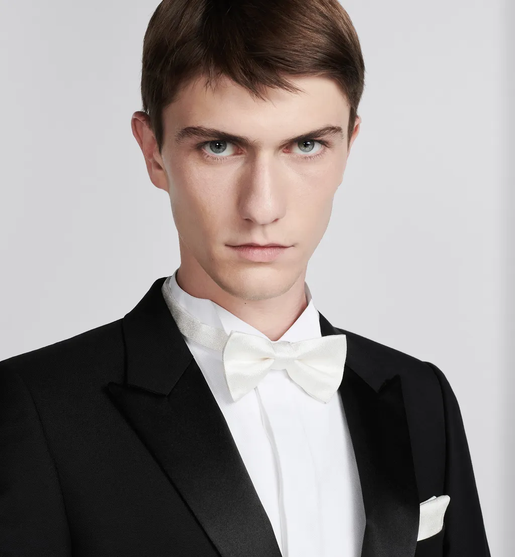 Bow Tie