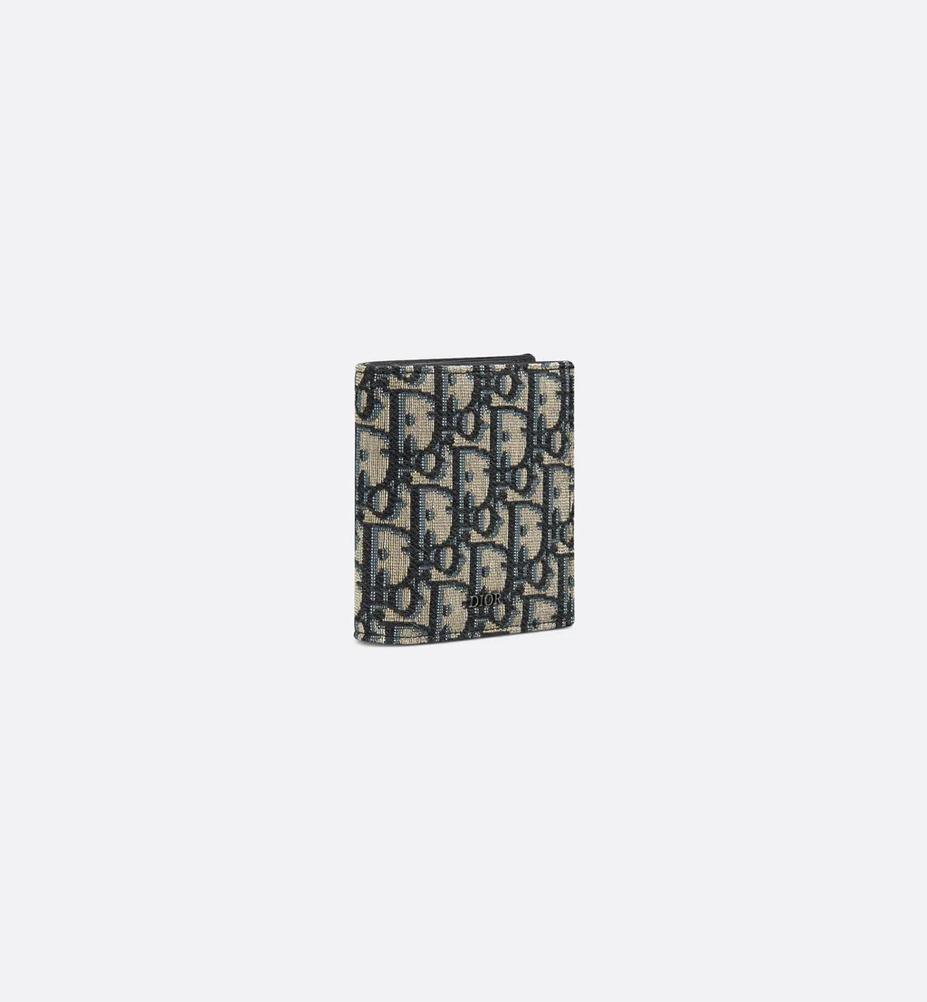 Compact Vertical Wallet