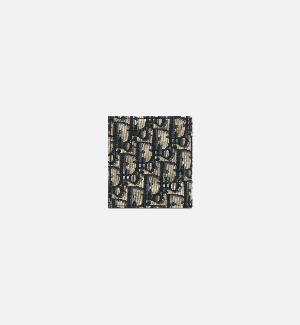 Compact Vertical Wallet