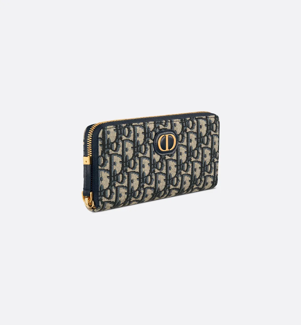 30 Montaigne Voyageur Slim Wallet