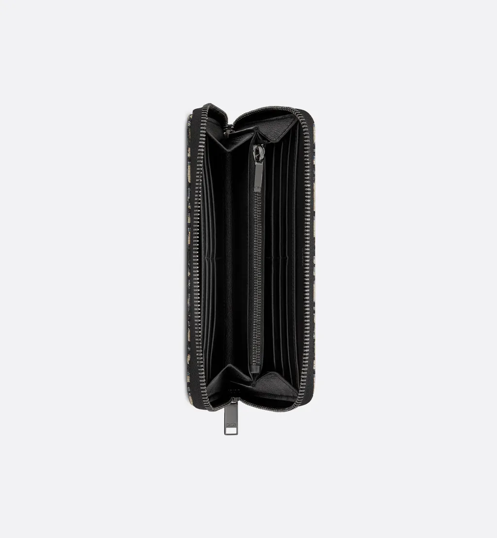 Long Zipped Wallet