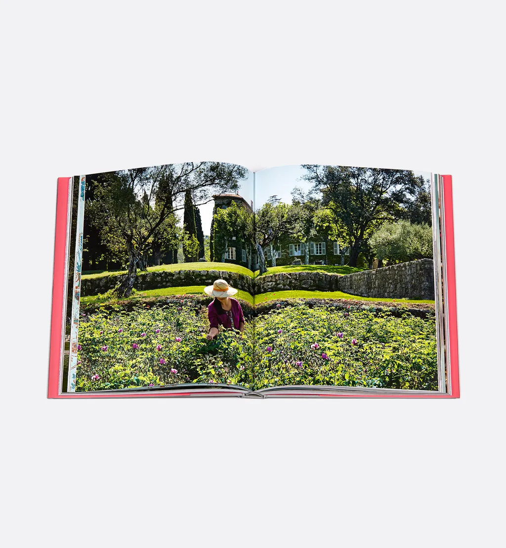 Book: Dior, Par Amour Des Fleurs