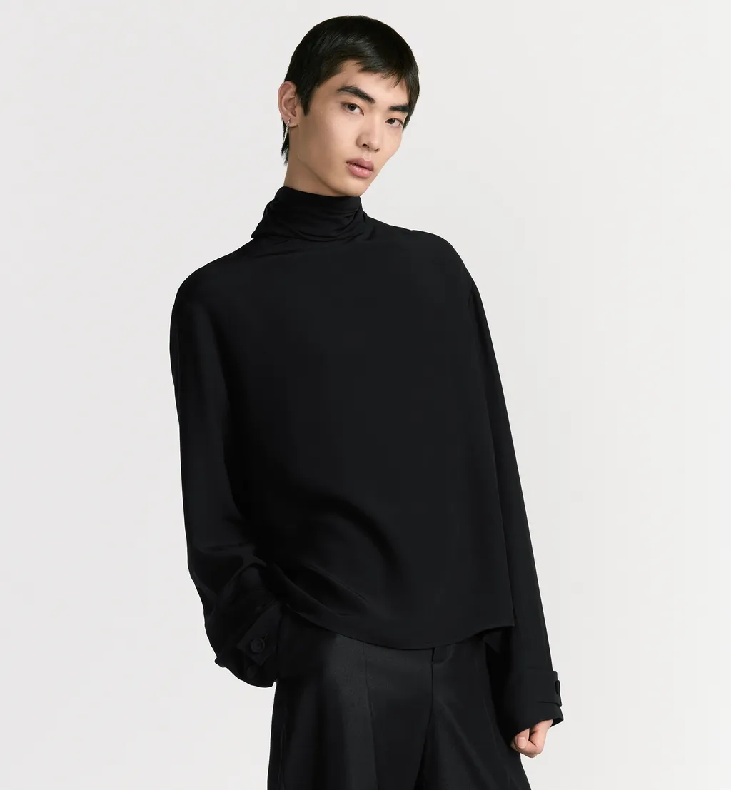 Shirt With Ascot On The Back