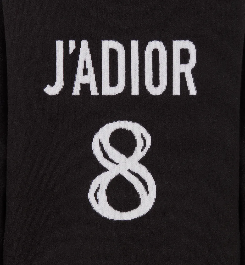 J'adior 8 Boxy Sweater