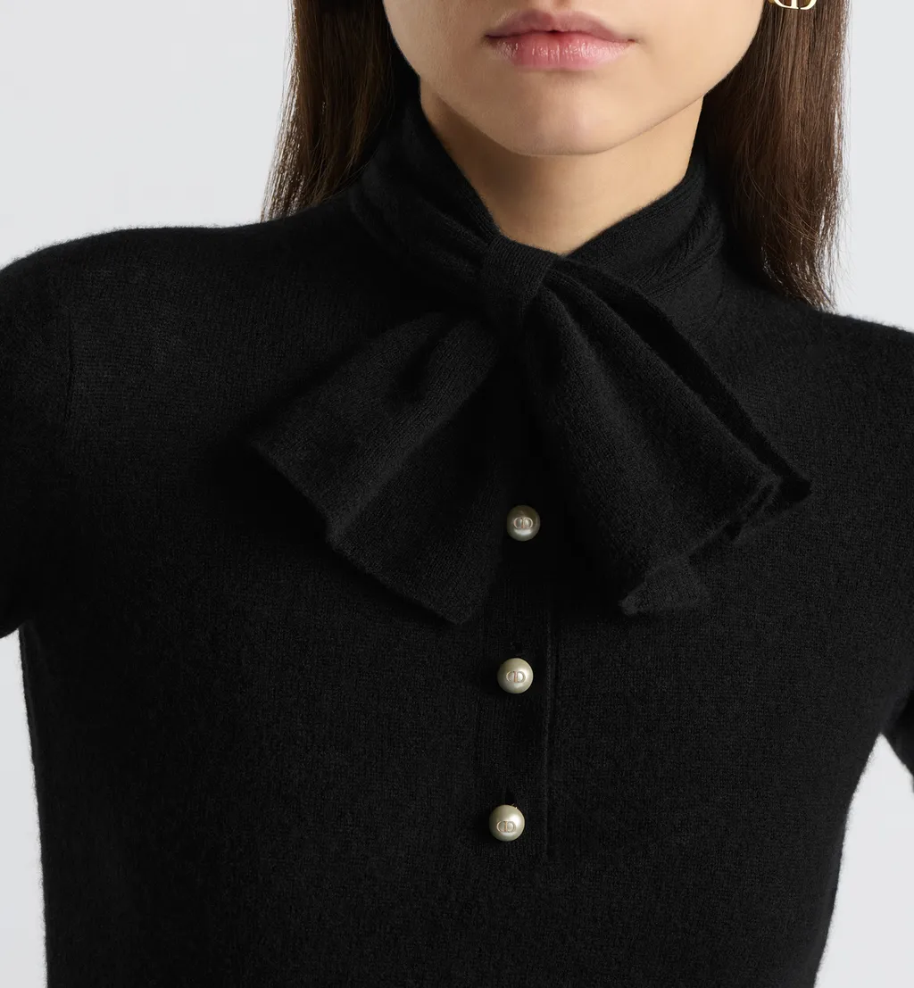 Tied Collar Sweater