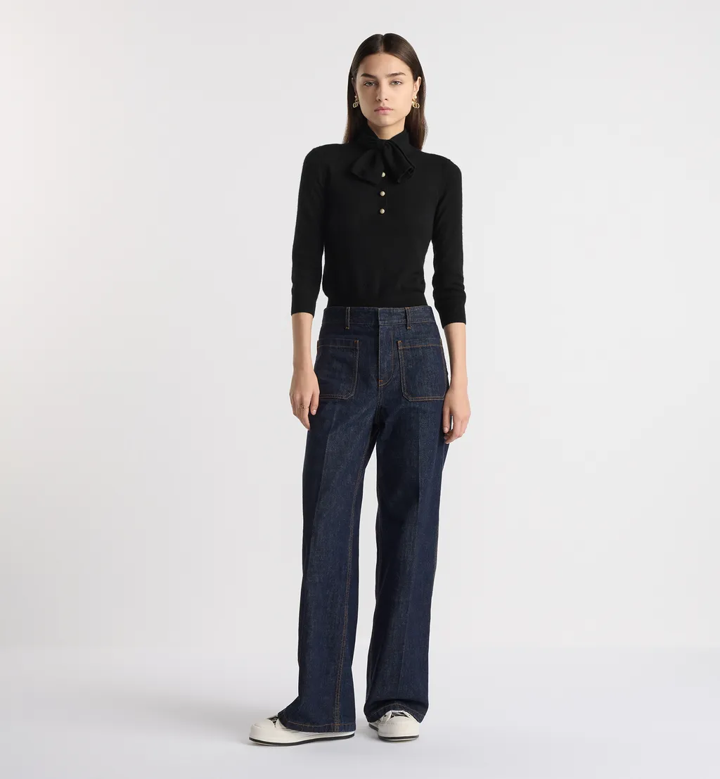 Tied Collar Sweater