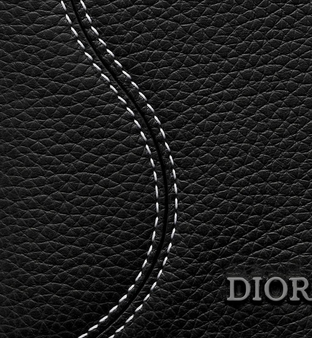 Saddle Vertical Bifold Card Holder
