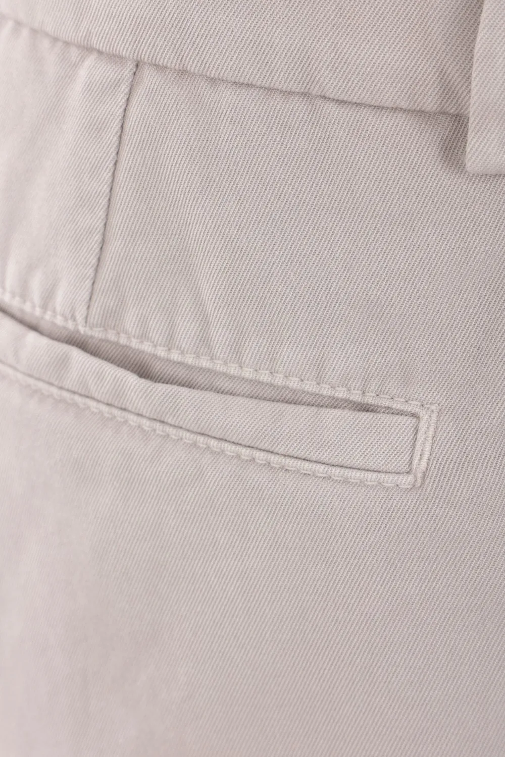 Brunello Cucinelli Leisure-Fit Pleated Gabardine Trousers
