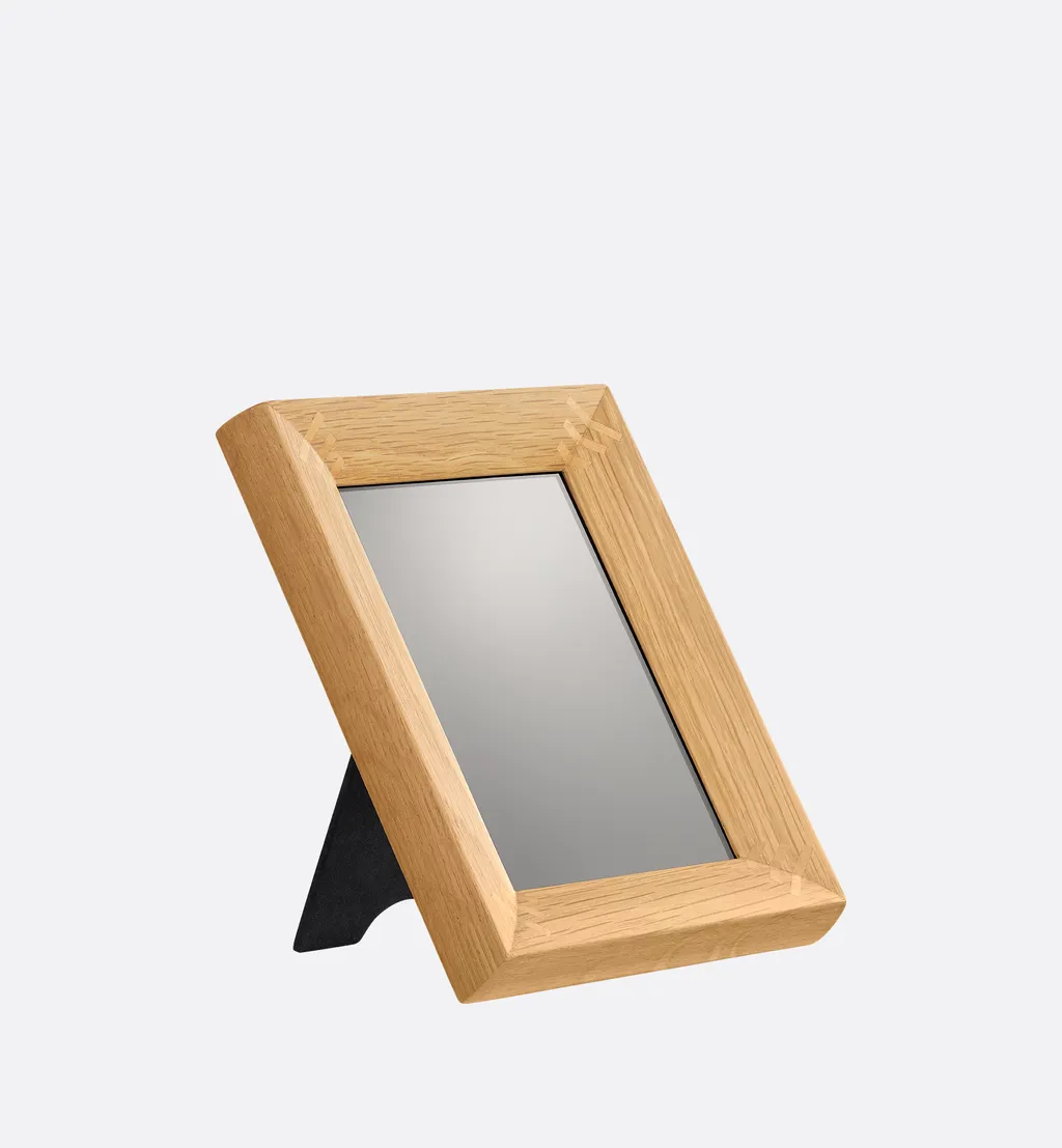 Small Frame
