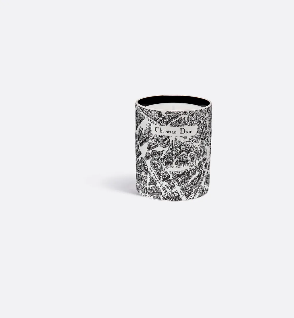 Baies De Rose Bergamote Scented Candle
