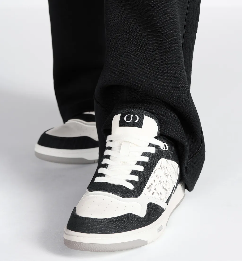 B27 Uptown Low-Top Sneaker