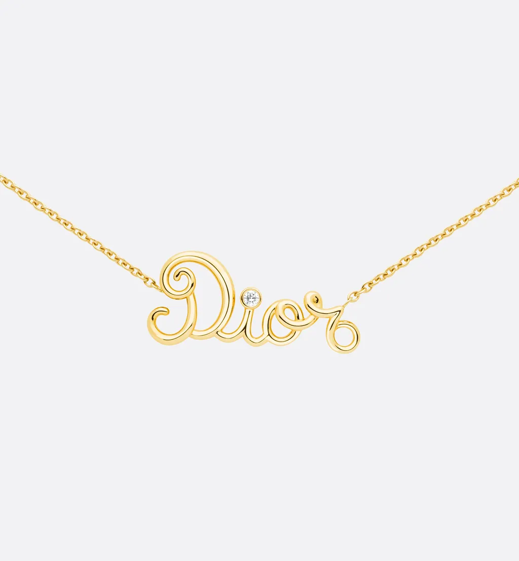 Dioramour Necklace