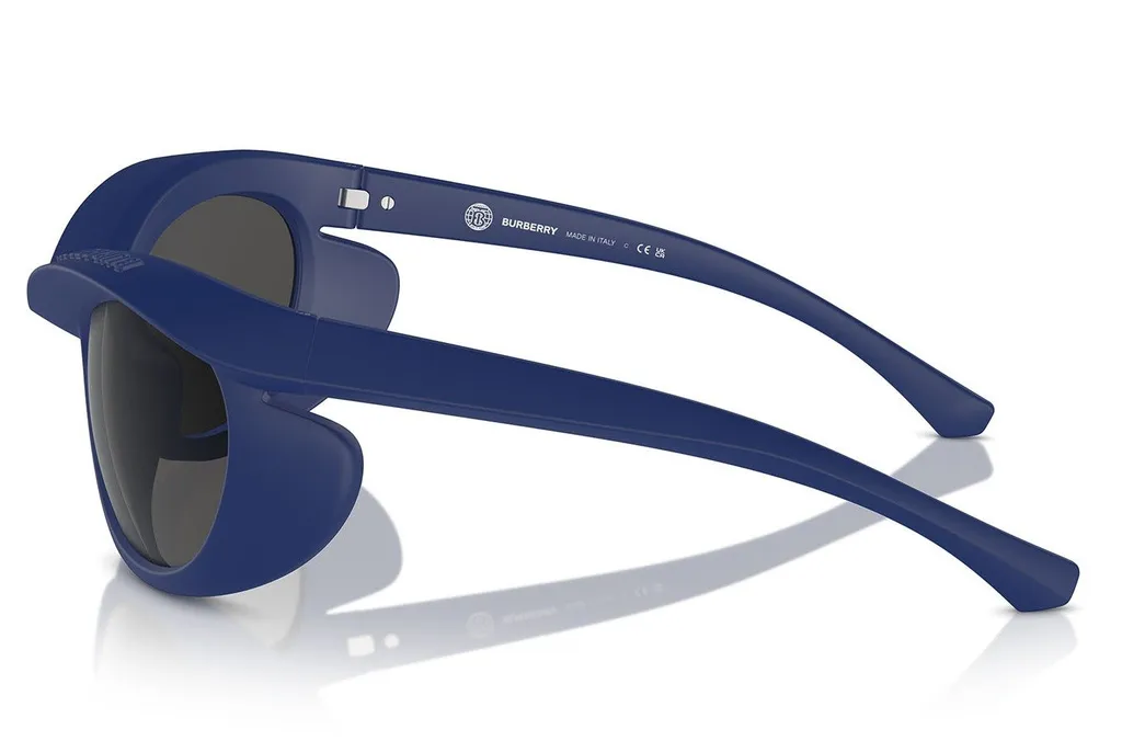 Burberry Eyewear Butterfly Frame Sunglasses