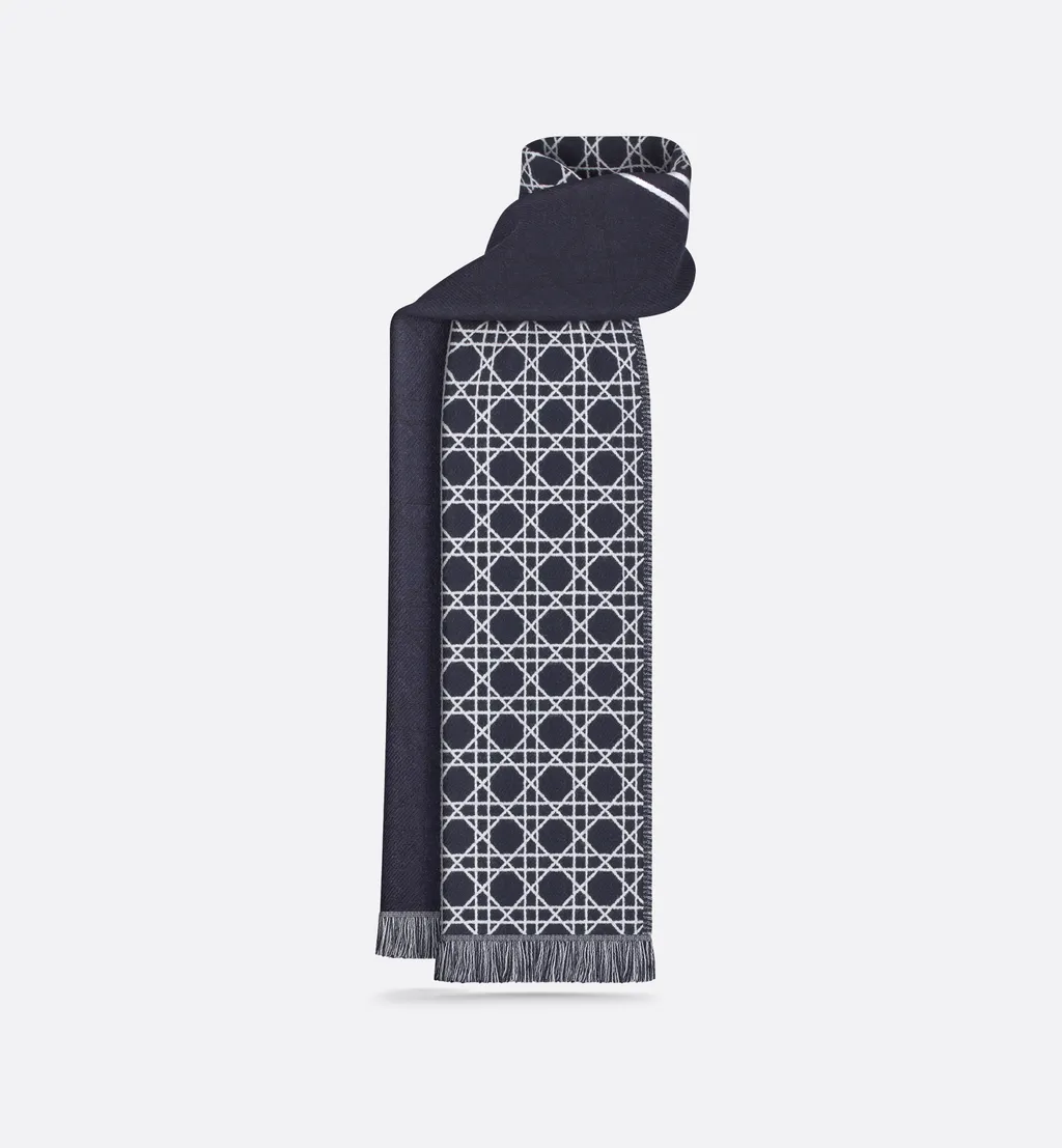Striped Cannage Scarf