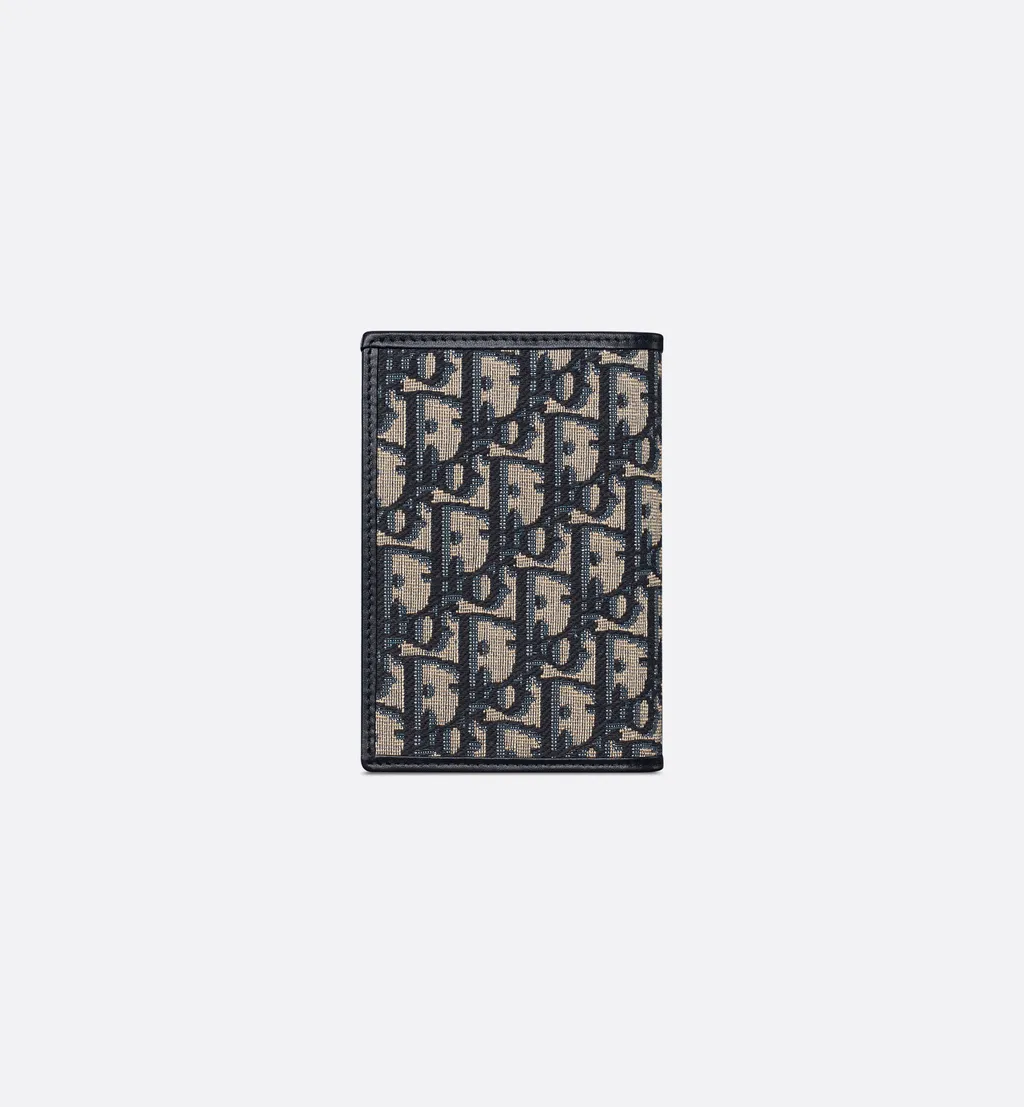 30 Montaigne Passport Holder