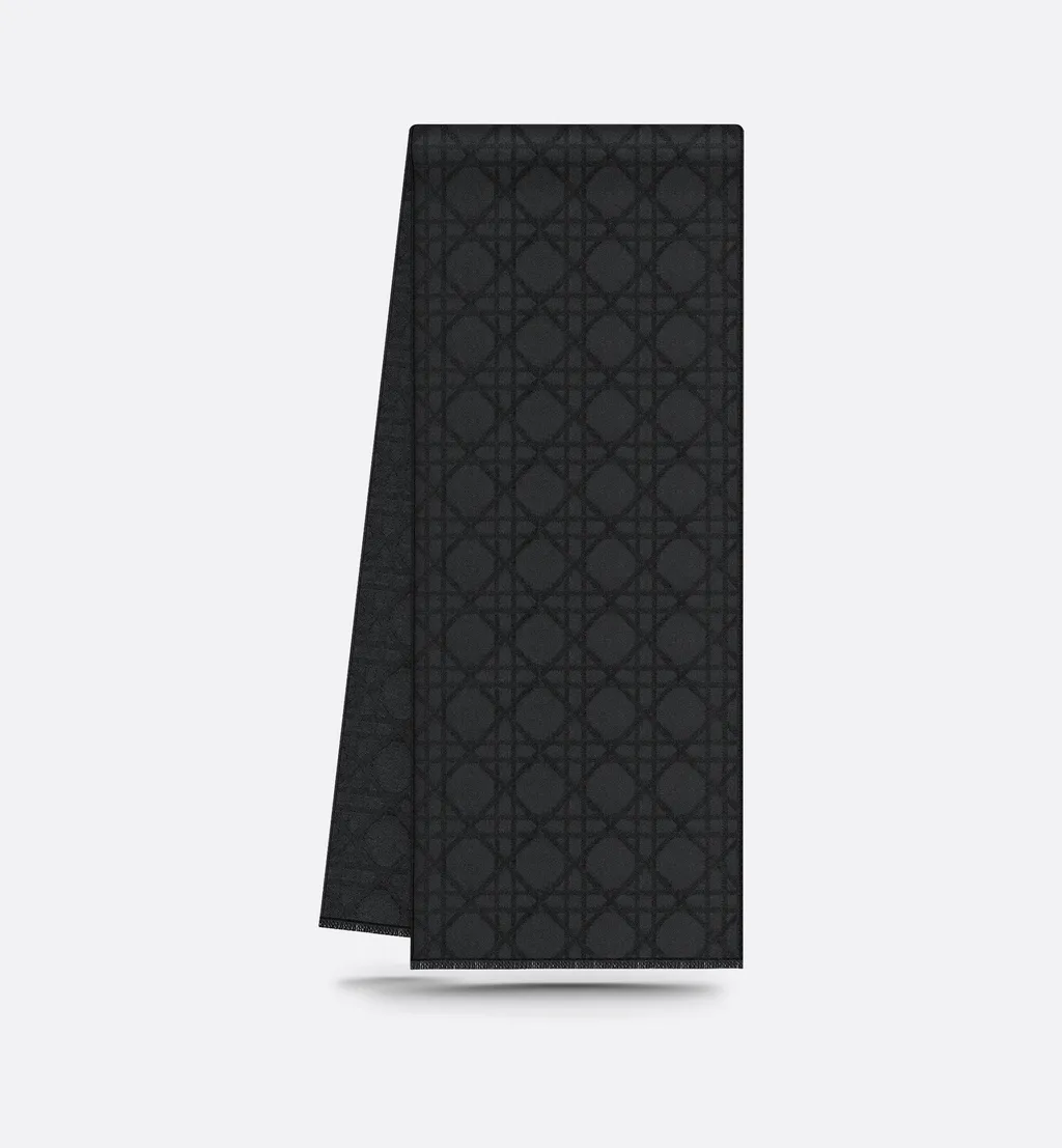 Cannage Scarf