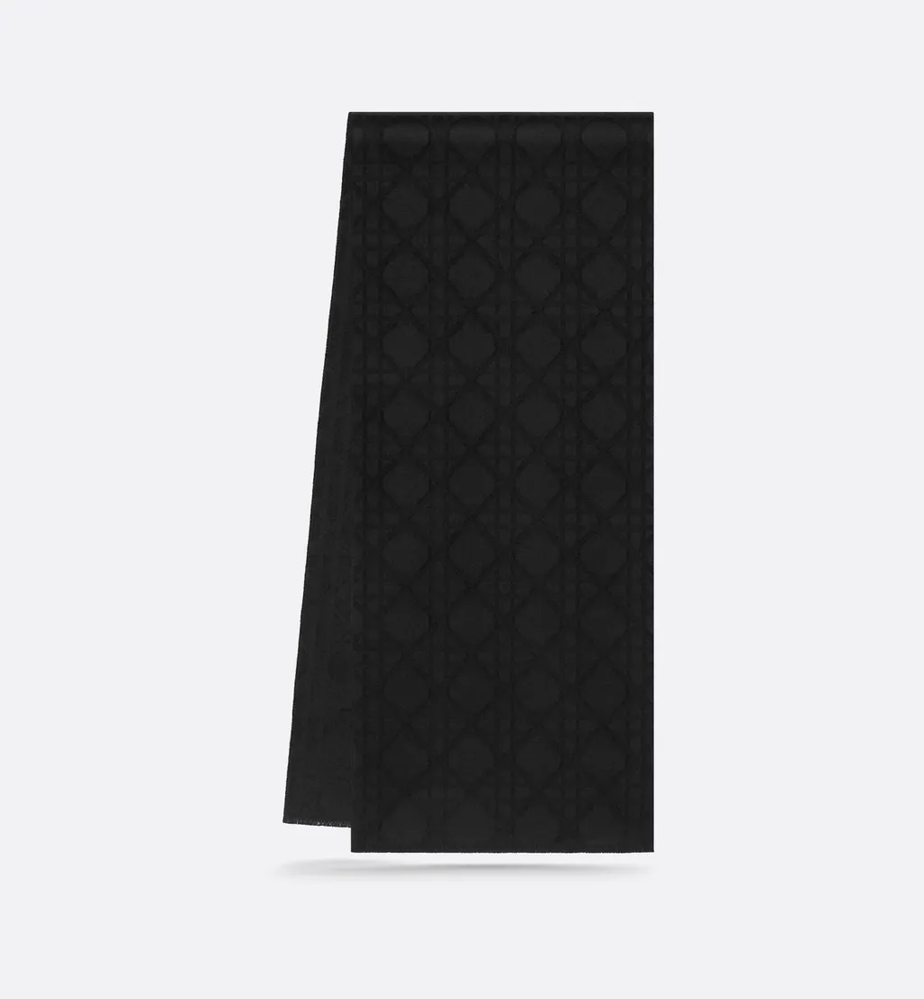Cannage Scarf