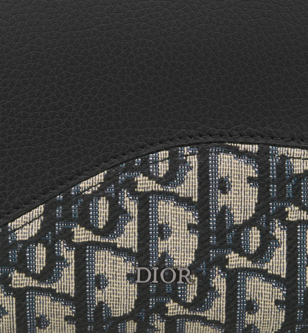 Saddle Long Zipped Wallet