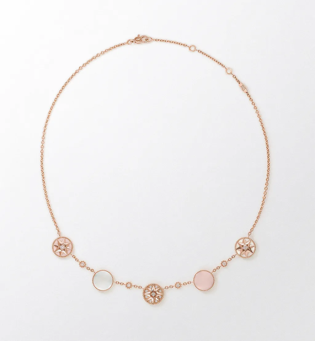 Rose Des Vents Necklace