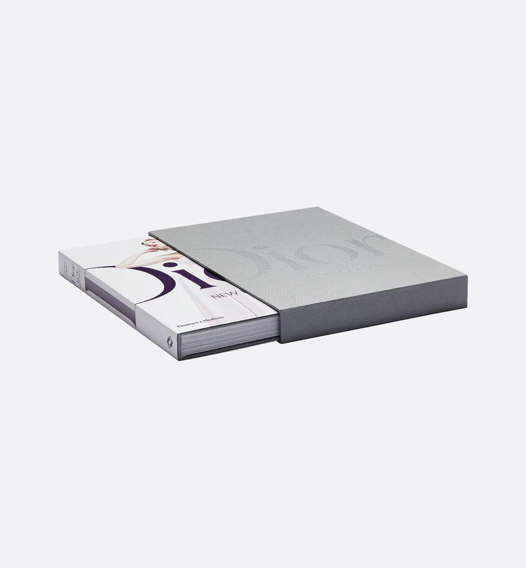 Book: Dior New Looks
