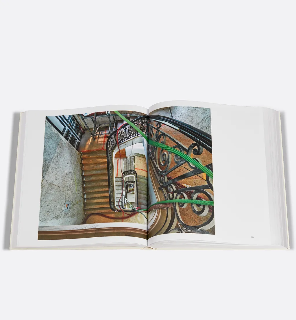 Book: Dior MÉTamorphose