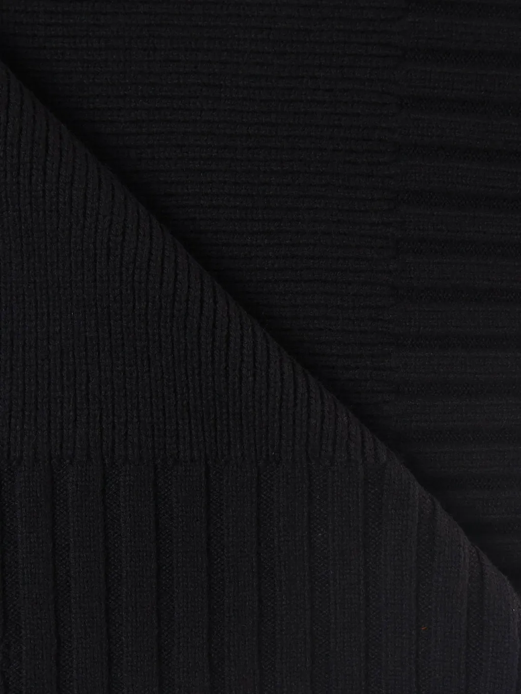 Calvin Klein Ribbed Knit Scarf