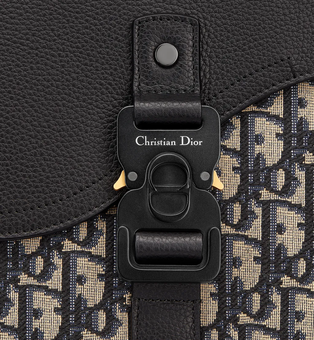 Saddle A5 Pouch
