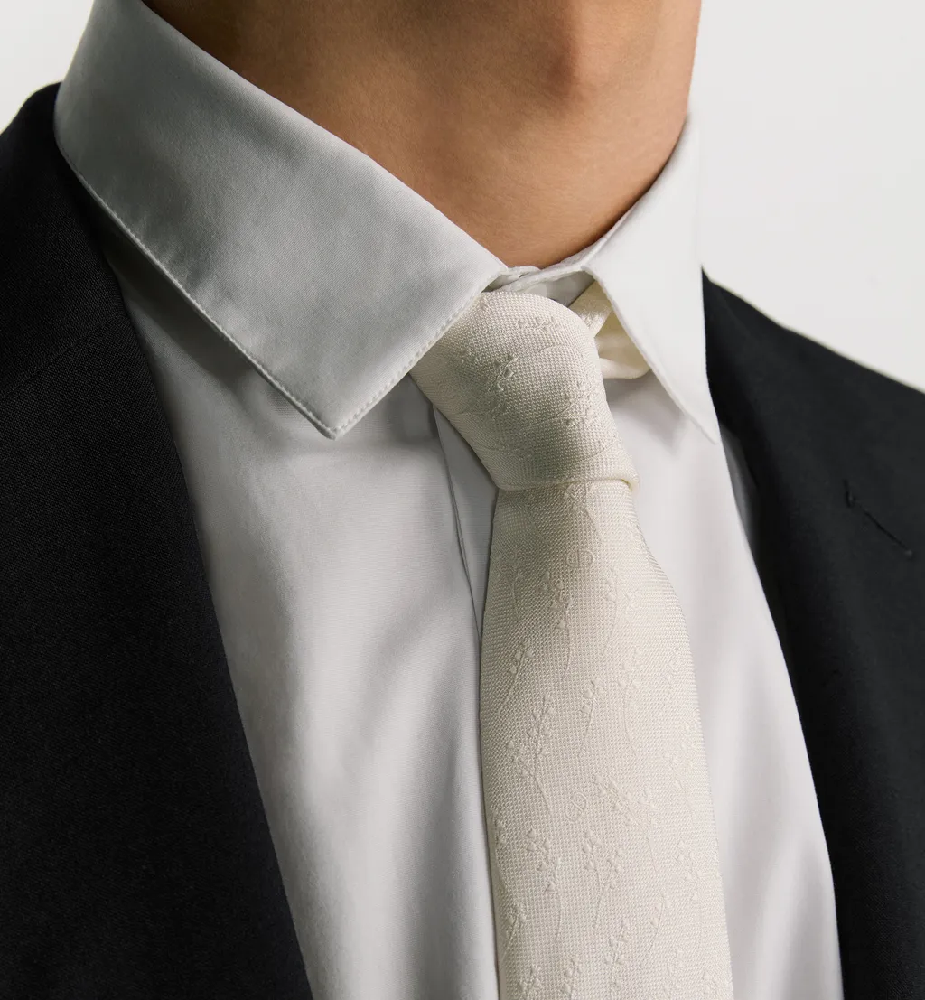 Cd Icon Lily Of The Valley Tie