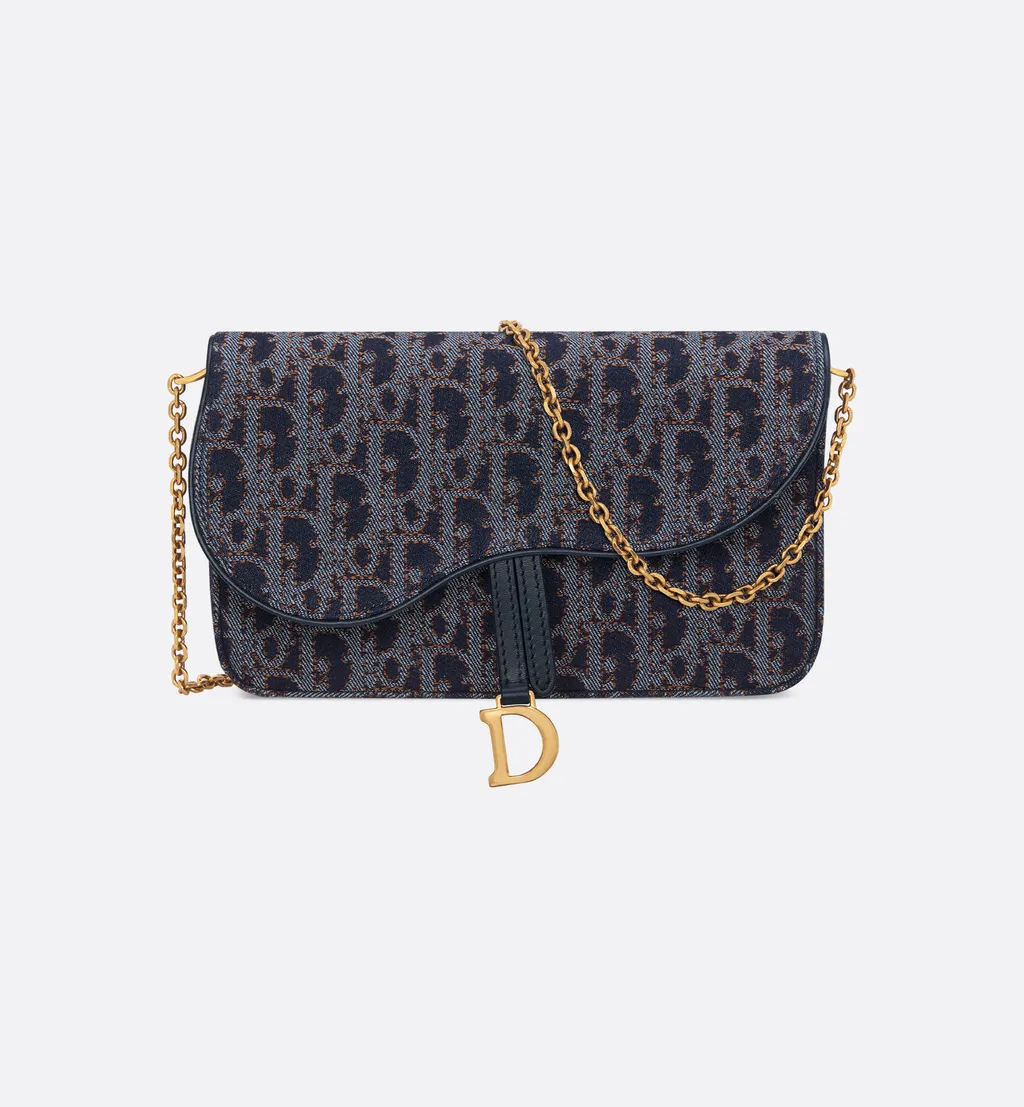 Medium Saddle Pouch With Chain