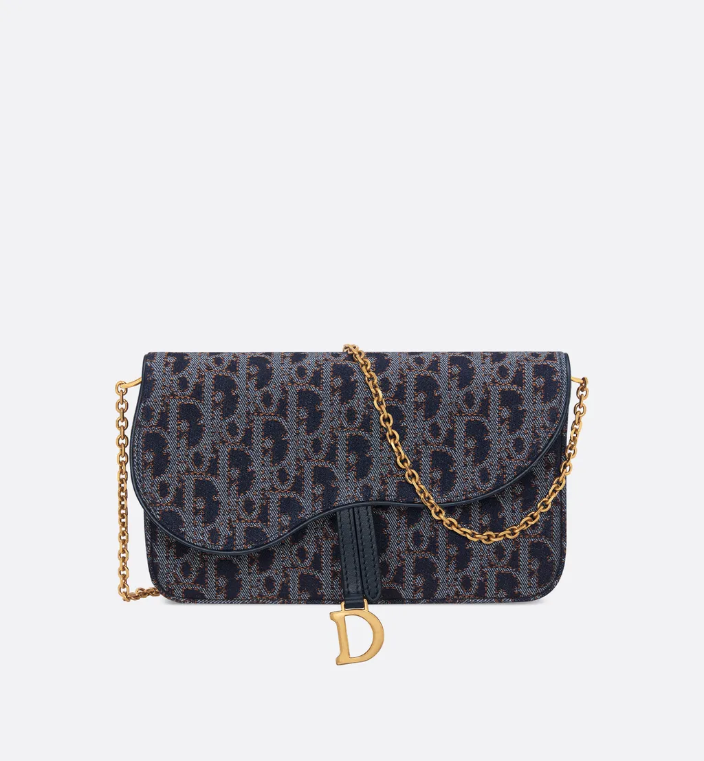 Medium Saddle Pouch With Chain